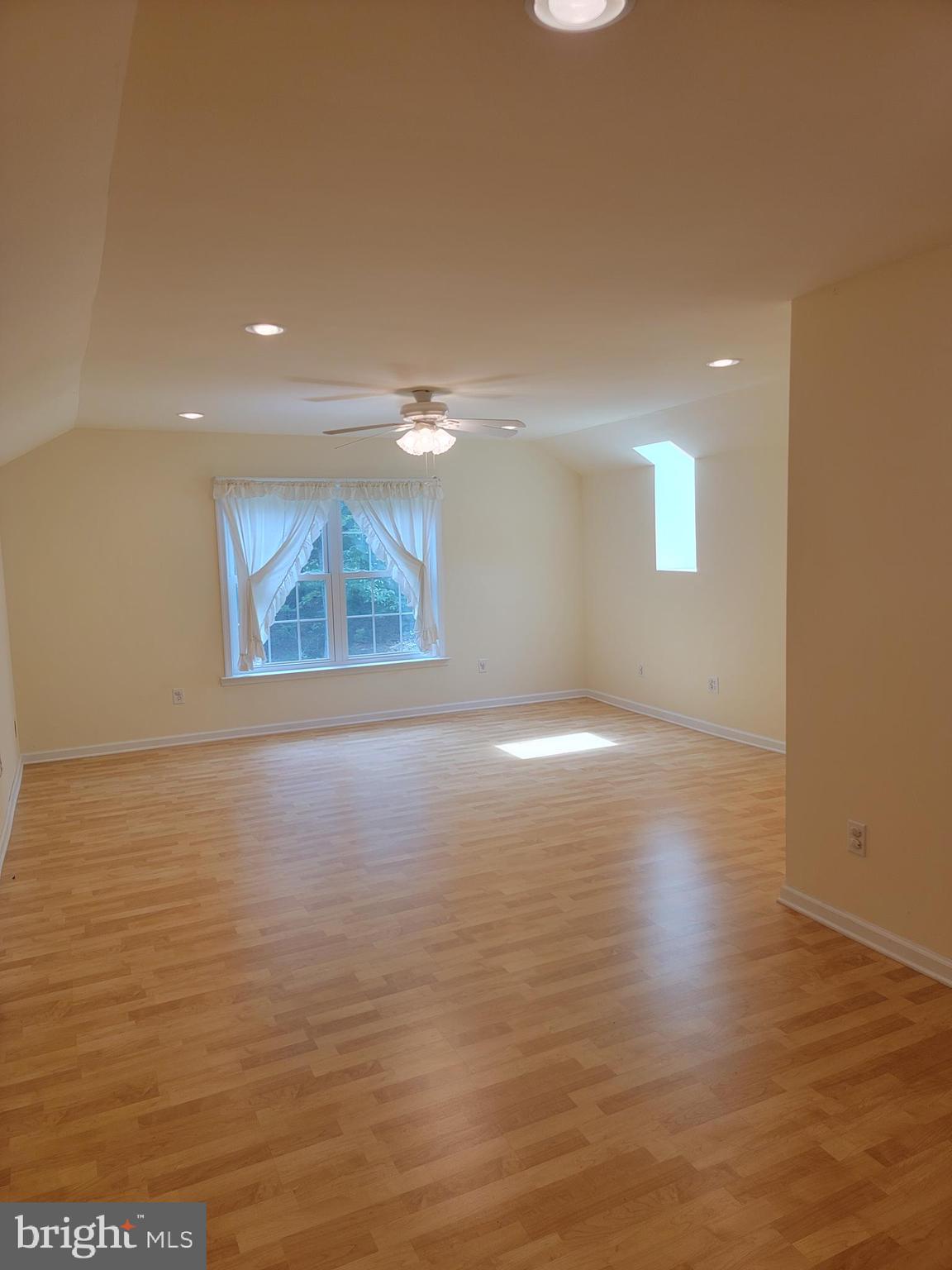 335 Thunder Road Front Royal, VA 22630 - Photo 25 of 28 Bedroom 4 on upper level