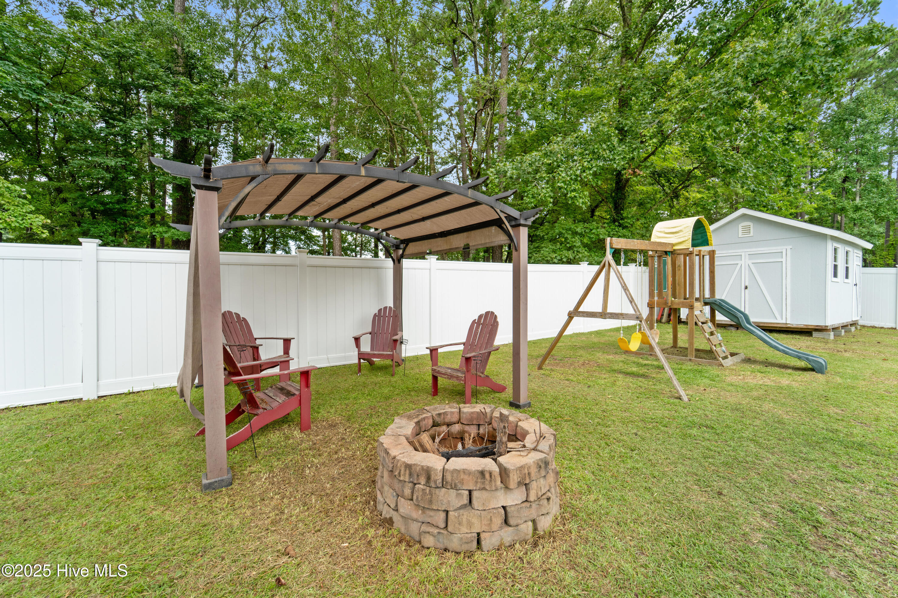 529 Shadowridge Road Jacksonville, NC 28546 - Photo 29 of 43 DSC09330