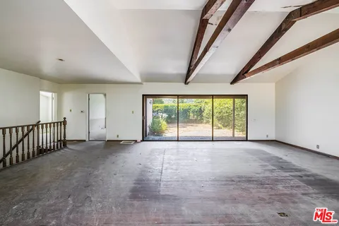 $3,195,000 | 10058 Valley Spring Lane, Toluca Lake, CA 91602