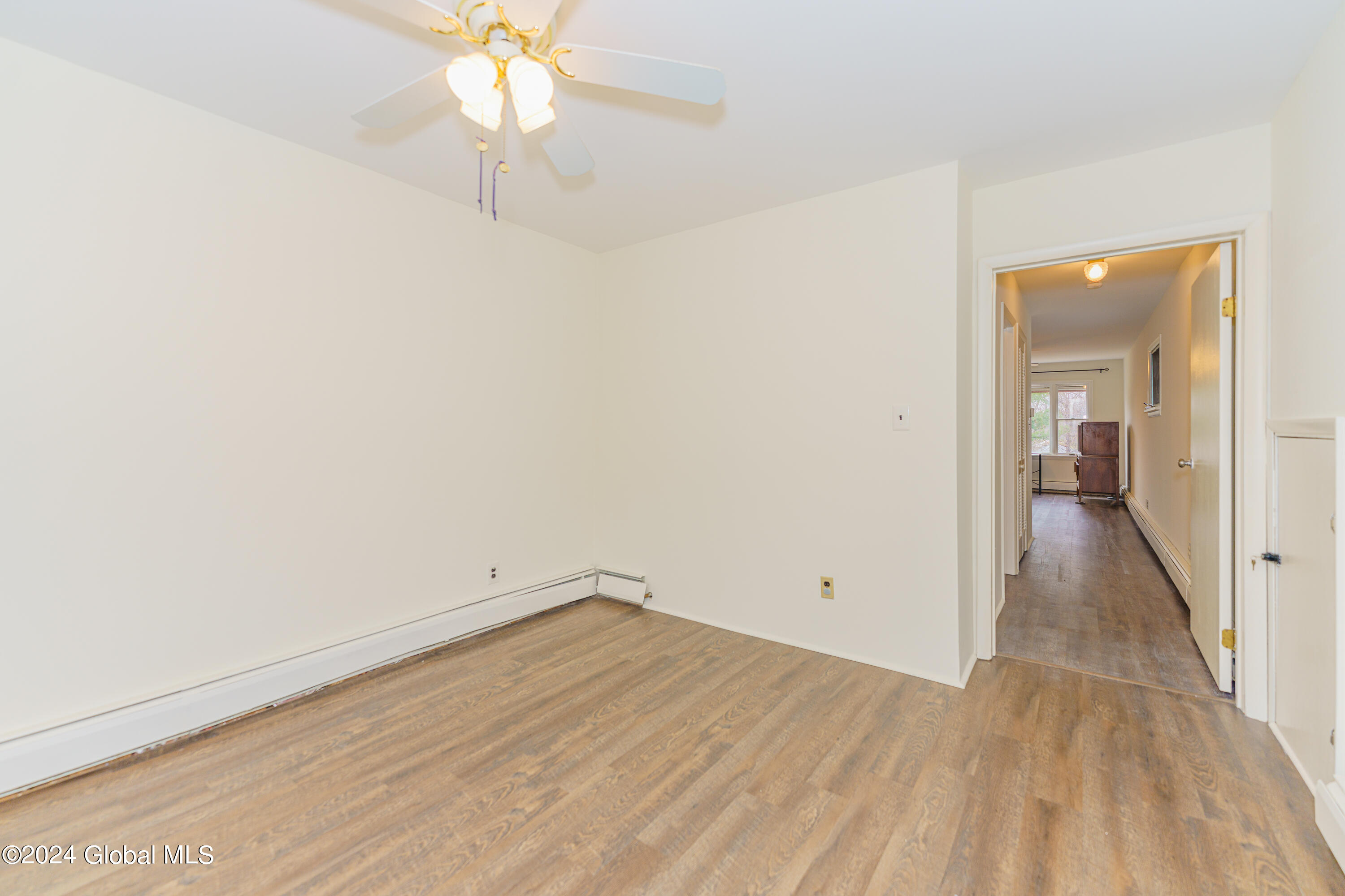 260 Lisha Kill Road Schenectady, NY 12309 - Photo 36 of 47 6 2nd Floor 4