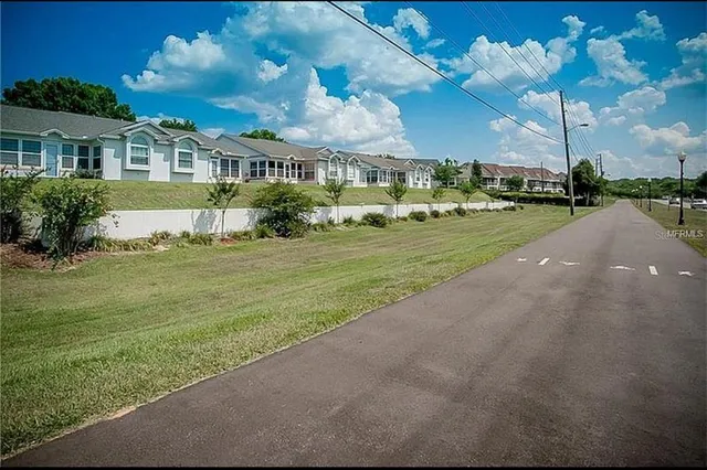 $2,400 | 100 Division Street, Clermont, FL 34711