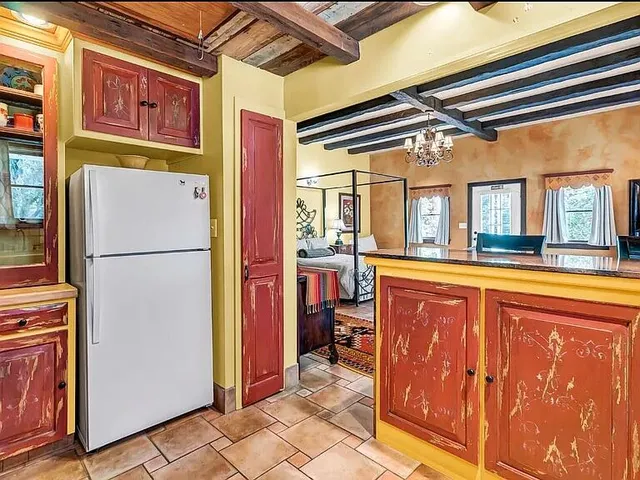 $2,200 | 710 South B S Main, Unit B, Summerville, SC 29486