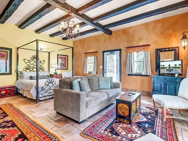 $2,200 | 710 South B S Main, Unit B, Summerville, SC 29486