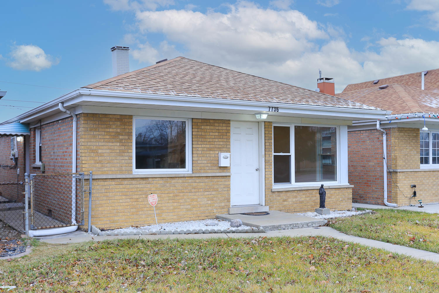 7736 State Road Burbank, IL 60459 - Photo 3 of 20 a front view of a house