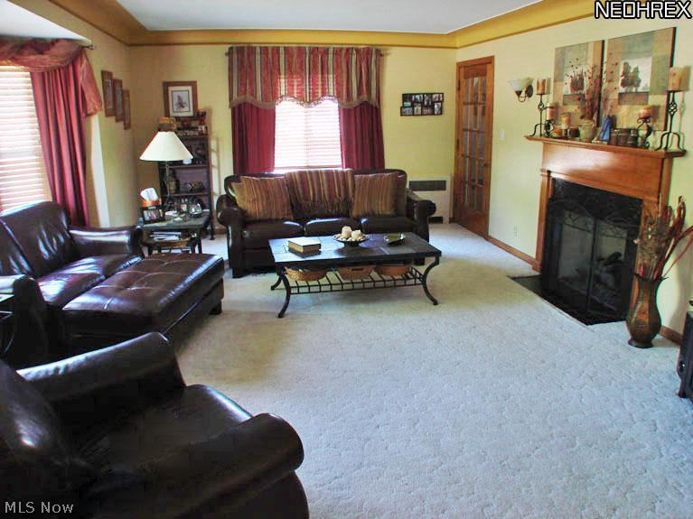 17902 Maplecliff Road Cleveland, OH 44119 - Photo 4 of 24 Gallery Image 4