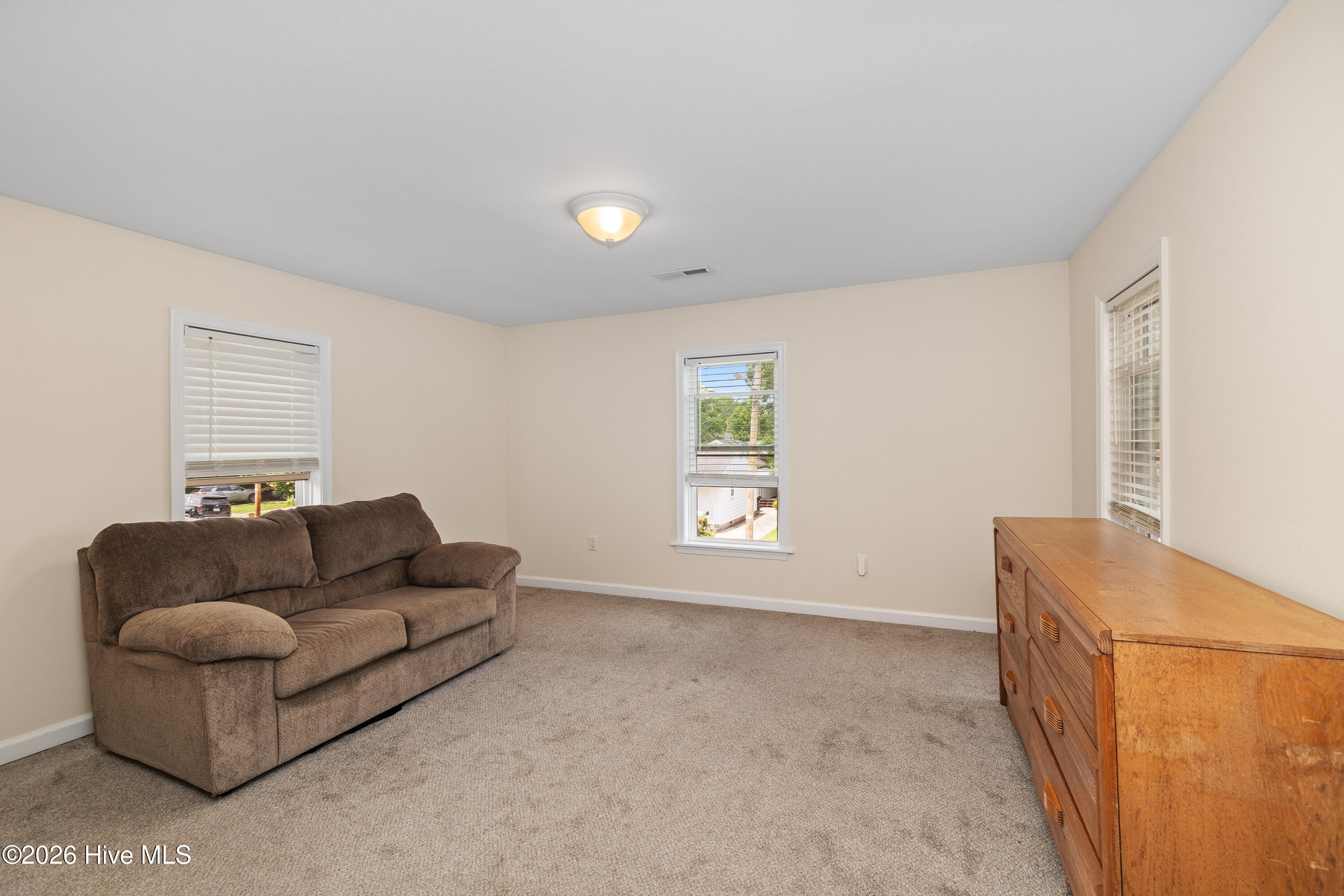 803 Maple Street Elizabeth City, NC 27909 - Photo 26 of 49 2nd bedroom upstairs
