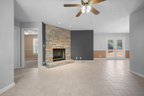 $2,300 | 209 Eisenhower Drive, Ashland City, TN 37015