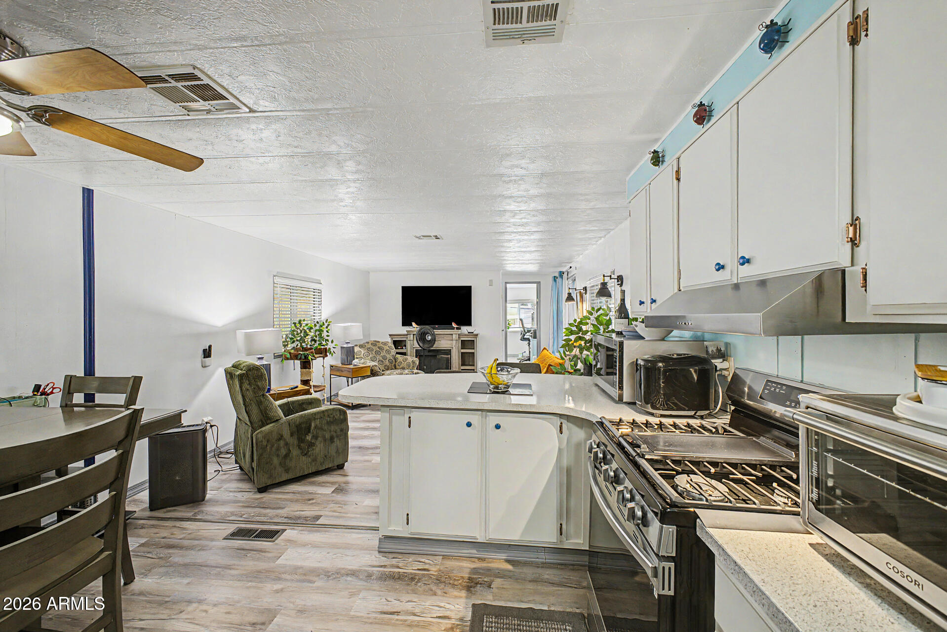 303 South Recker Road, Unit 3 Mesa, AZ 85206 - Photo 18 of 38 Kitchen