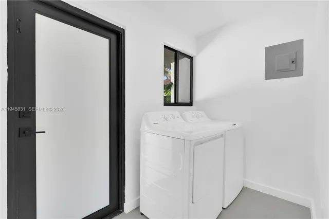 $2,000 | 3040 Northwest 93rd Street, Unit D, Miami, FL 33147