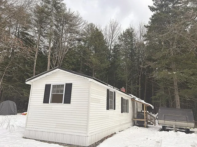 $116,900 | 45 Keyes Farm Road, Deering, NH 03244