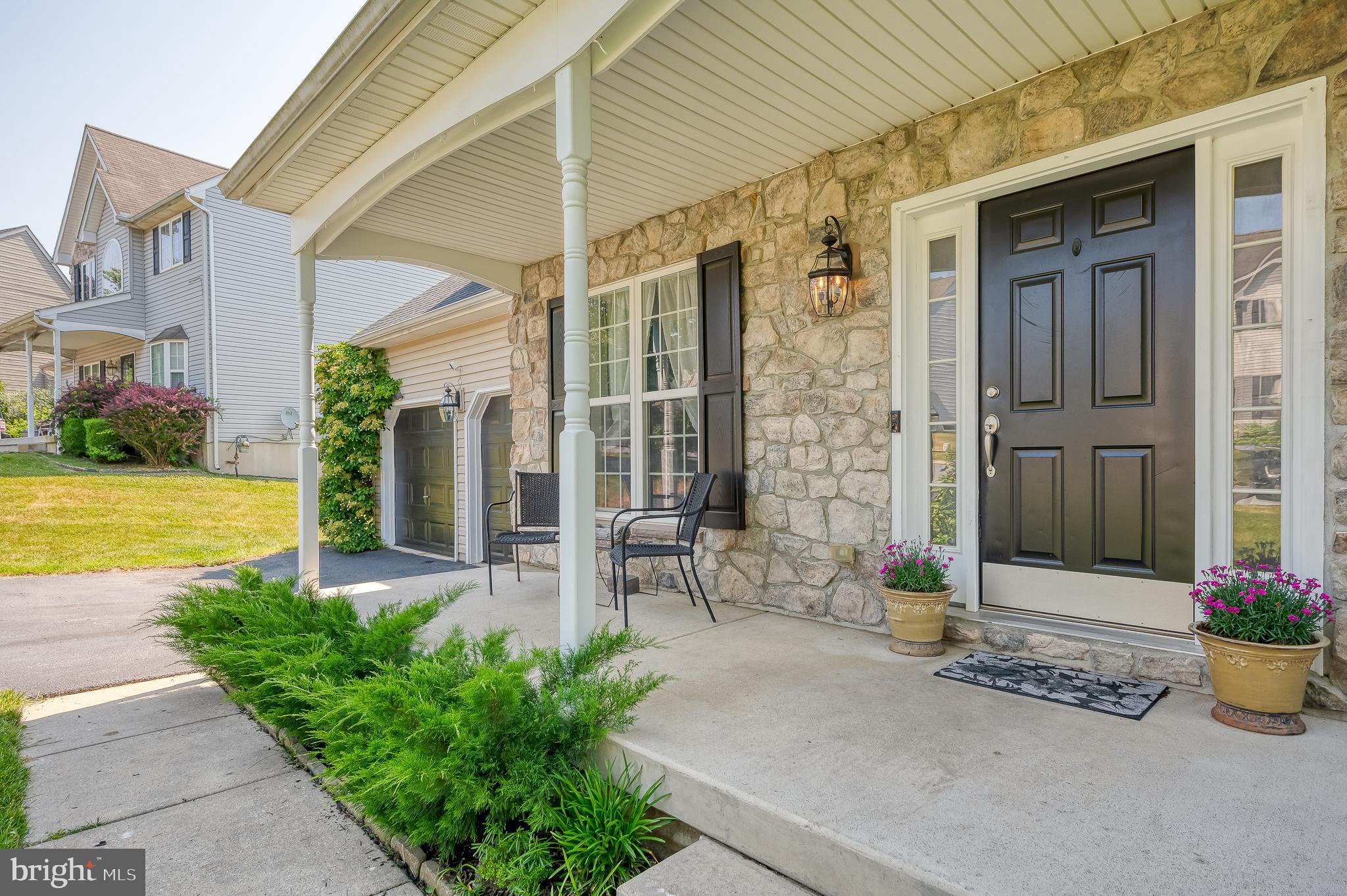 24 Eagleton Drive York, PA 17407 - Photo 3 of 70