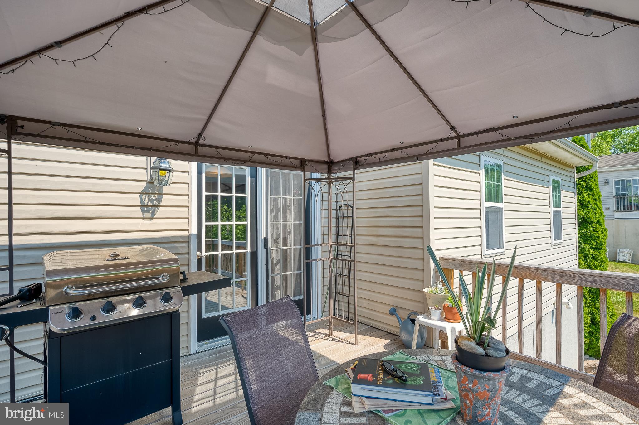 24 Eagleton Drive York, PA 17407 - Photo 57 of 70 a dining room with furniture and window
