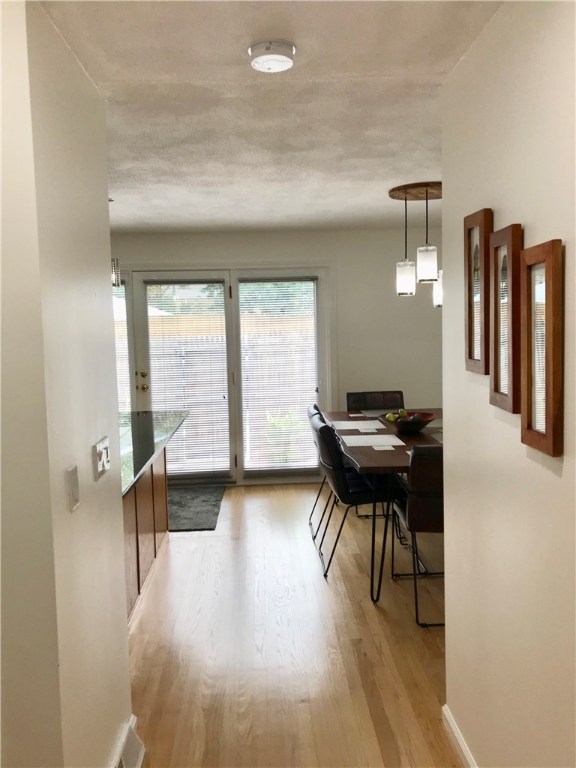 17 Spring Street, Unit B2 Pawtucket, RI 02860 - Photo 16 of 40 Gorgeous Hardwoods...
