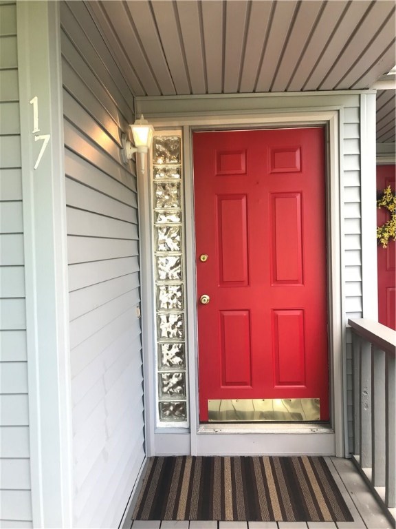 17 Spring Street, Unit B2 Pawtucket, RI 02860 - Photo 5 of 40 Welcoming Front Entrance...