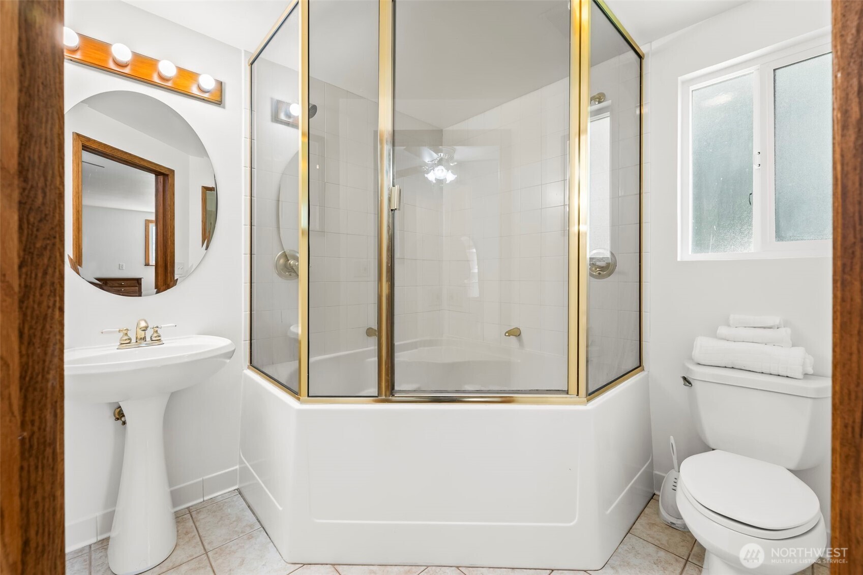 35819 Old Sultan-Startup Road Sultan, WA 98294 - Photo 18 of 40 a bathroom with a sink a toilet and shower