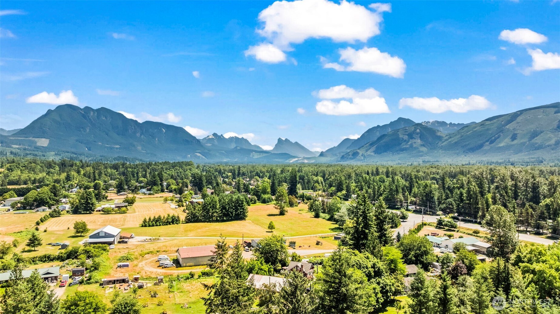 35819 Old Sultan-Startup Road Sultan, WA 98294 - Photo 38 of 40 a view of lake with mountain