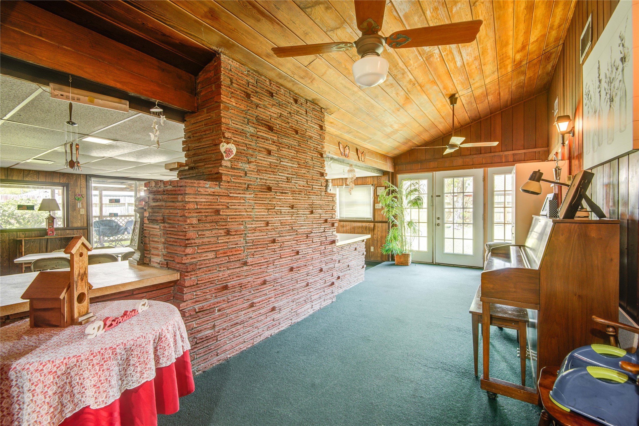 1414 West 9th Street Freeport, TX 77541 - Photo 39 of 50 a balcony and livingroom with furniture