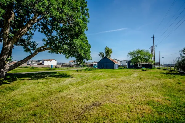 $820,000 | 19435 East Street, Woodland, CA 95776