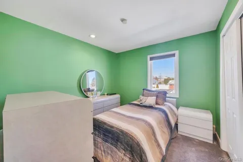 $799,999 | 436 8th Street, Bohemia, NY 11716