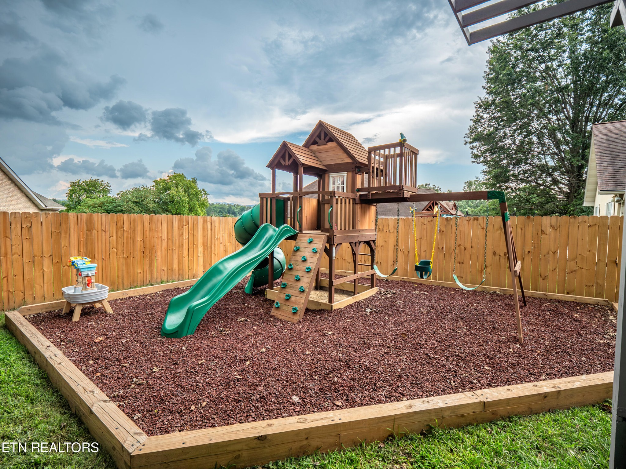 1886 Crest Road Maryville, TN 37804 - Photo 49 of 52 Gallery Image 49