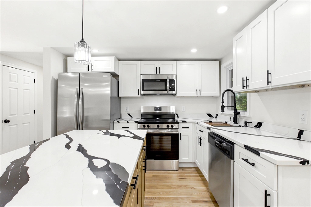29 Sumner Street Canton, MA 02021 - Photo 4 of 28