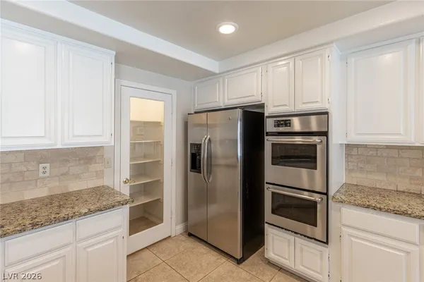 $695,000 | 9312 Angelfish Drive, Las Vegas, NV 89117