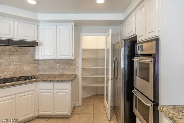 $695,000 | 9312 Angelfish Drive, Las Vegas, NV 89117