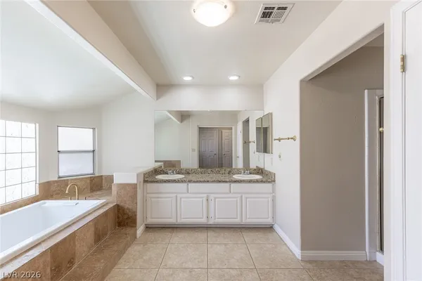 $695,000 | 9312 Angelfish Drive, Las Vegas, NV 89117