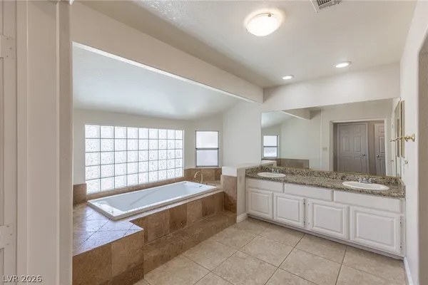 $695,000 | 9312 Angelfish Drive, Las Vegas, NV 89117