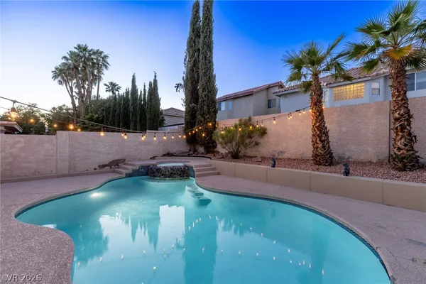 $695,000 | 9312 Angelfish Drive, Las Vegas, NV 89117