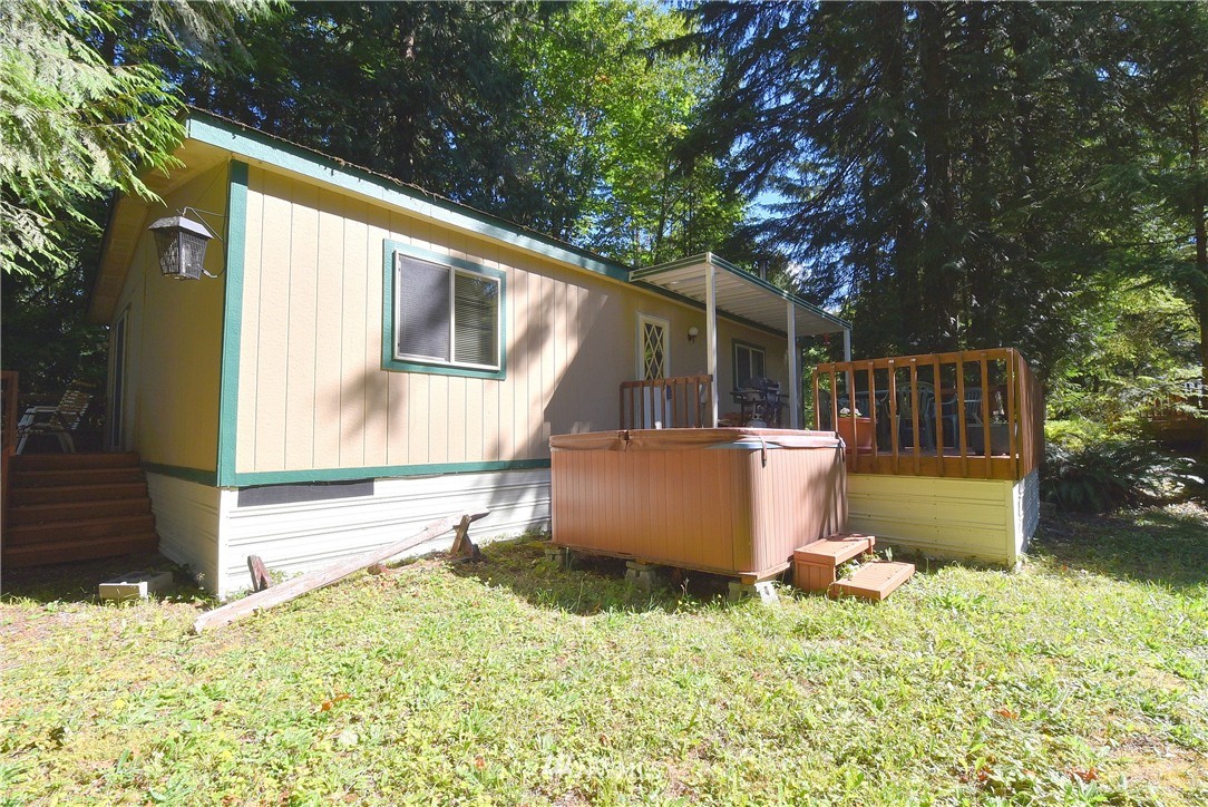 15031 Welcome Road Glacier, WA 98244 - Photo 4 of 21 Gallery Image 4