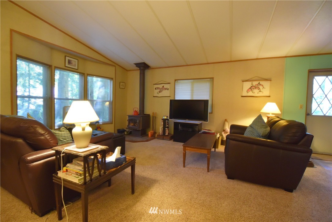 15031 Welcome Road Glacier, WA 98244 - Photo 9 of 21 Gallery Image 9