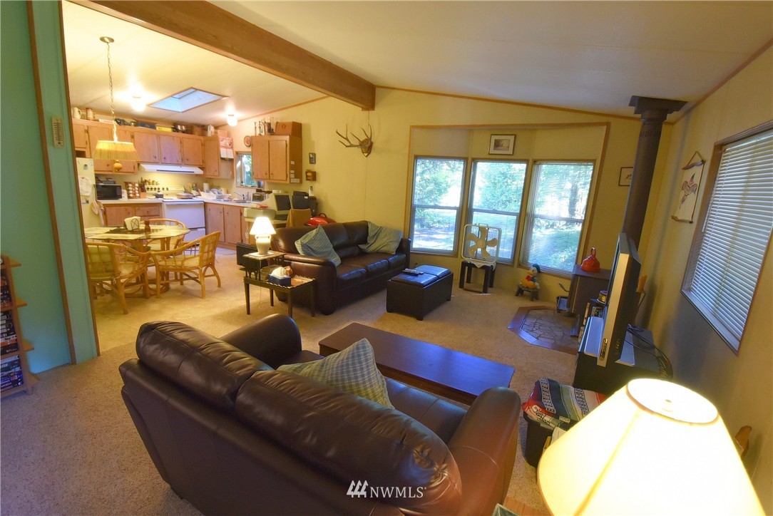 15031 Welcome Road Glacier, WA 98244 - Photo 10 of 21 Gallery Image 10