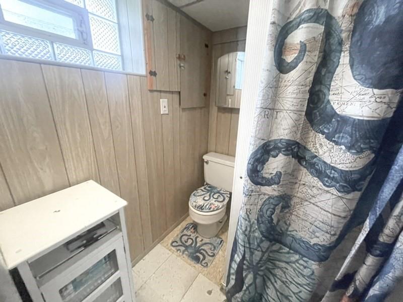 216 Castle Road Pittsburgh, PA 15234 - Photo 14 of 25 Gallery Image 14
