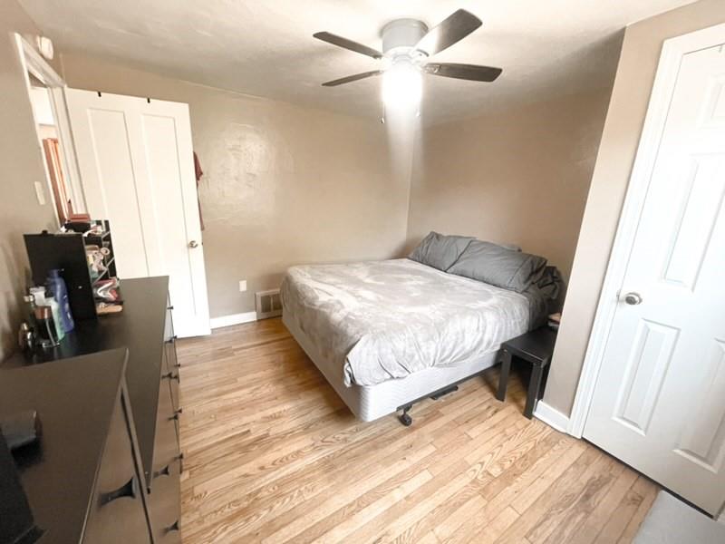 216 Castle Road Pittsburgh, PA 15234 - Photo 9 of 25 Gallery Image 9