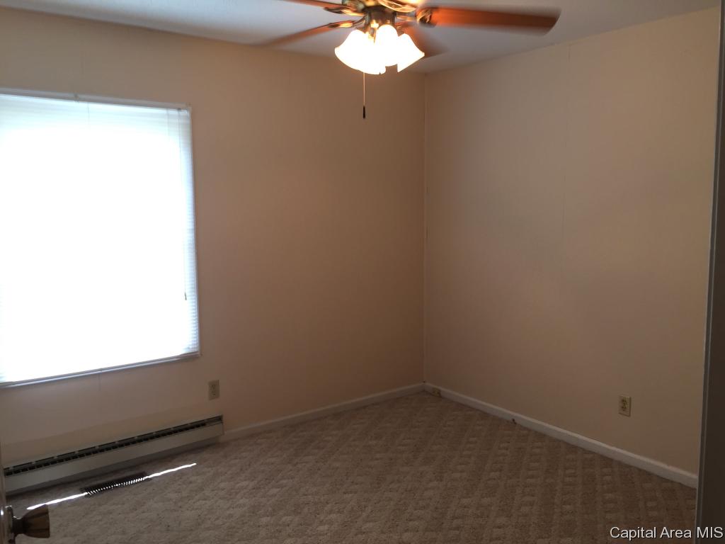 2205 West Rd Drive Springfield, IL 62711 - Photo 28 of 36
