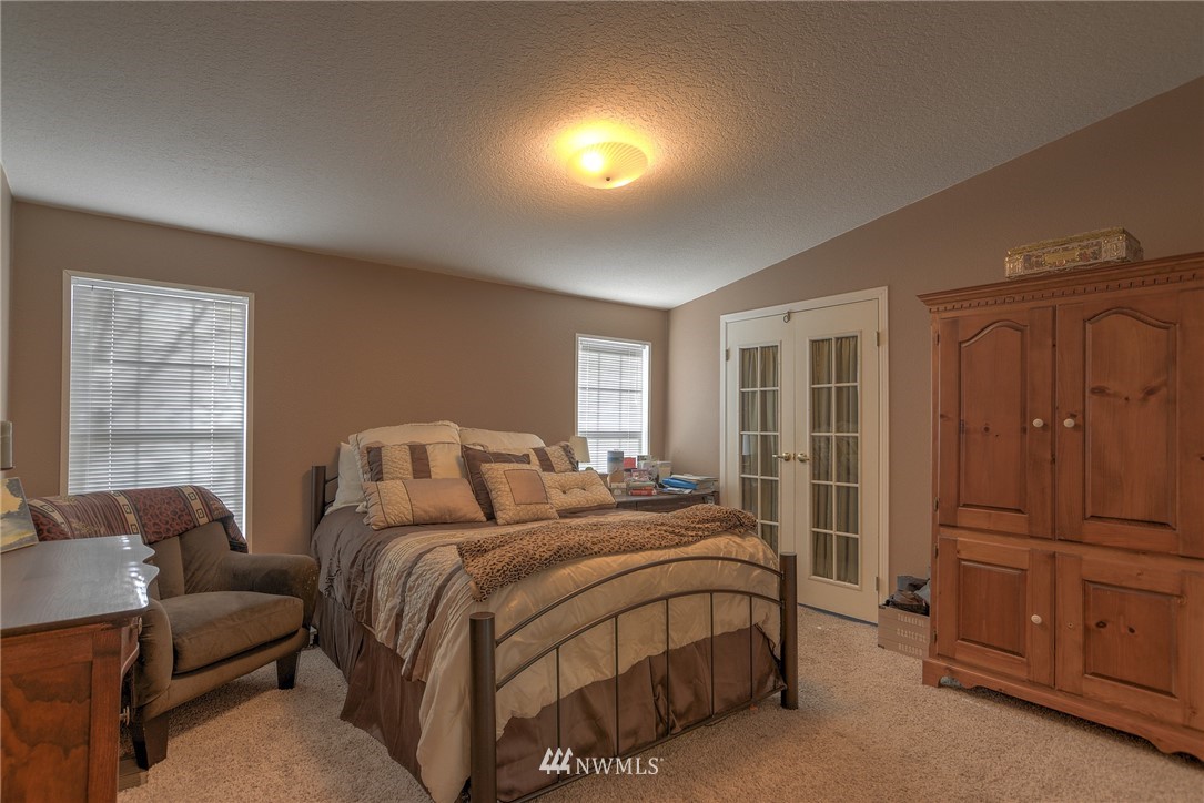 4110 Meridian Road Northeast Lacey, WA 98516 - Photo 21 of 25 Gallery Image 21
