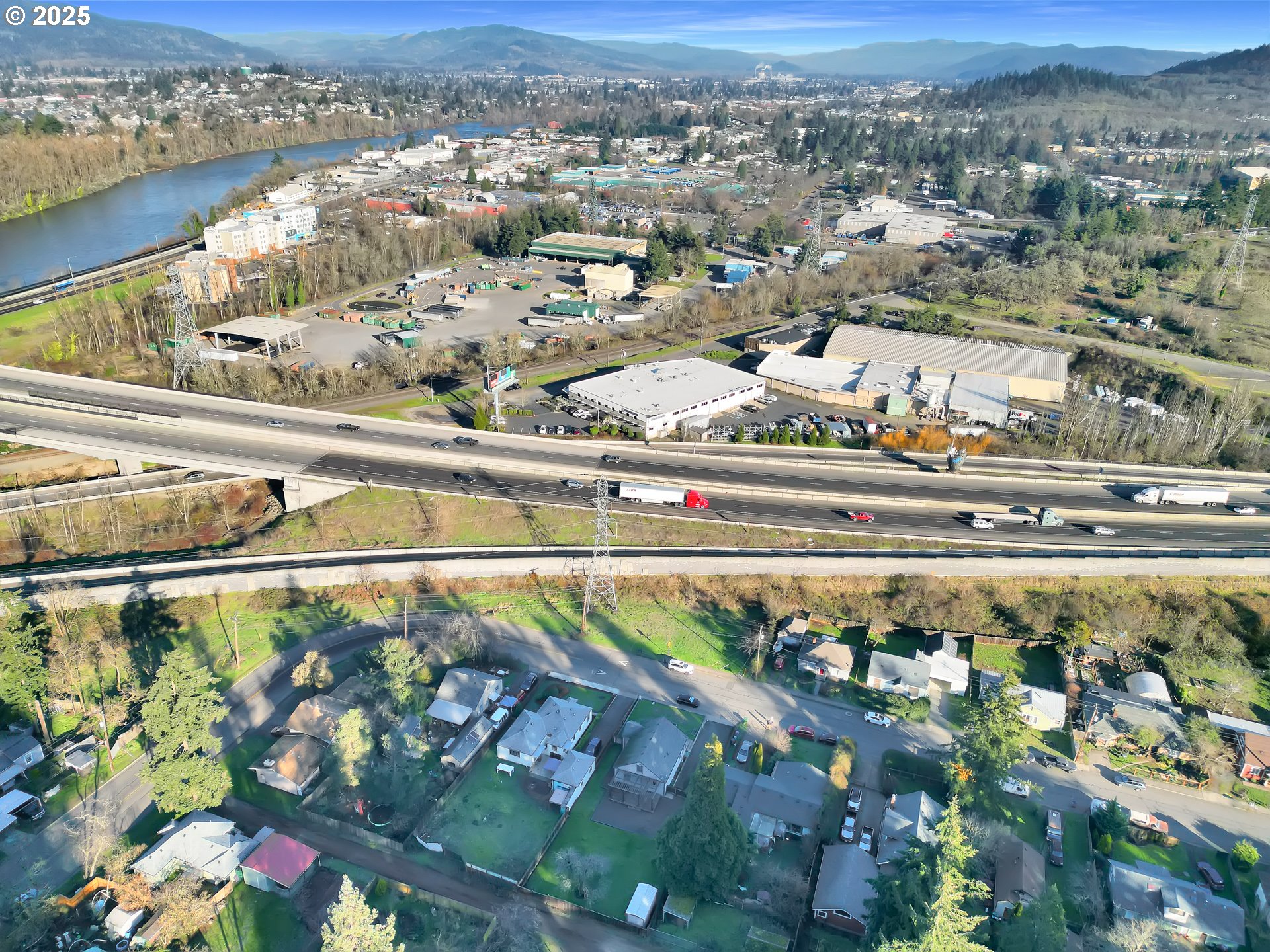 1652 Augusta Alley Eugene, OR 97403 - Photo 8 of 10 a view of a city