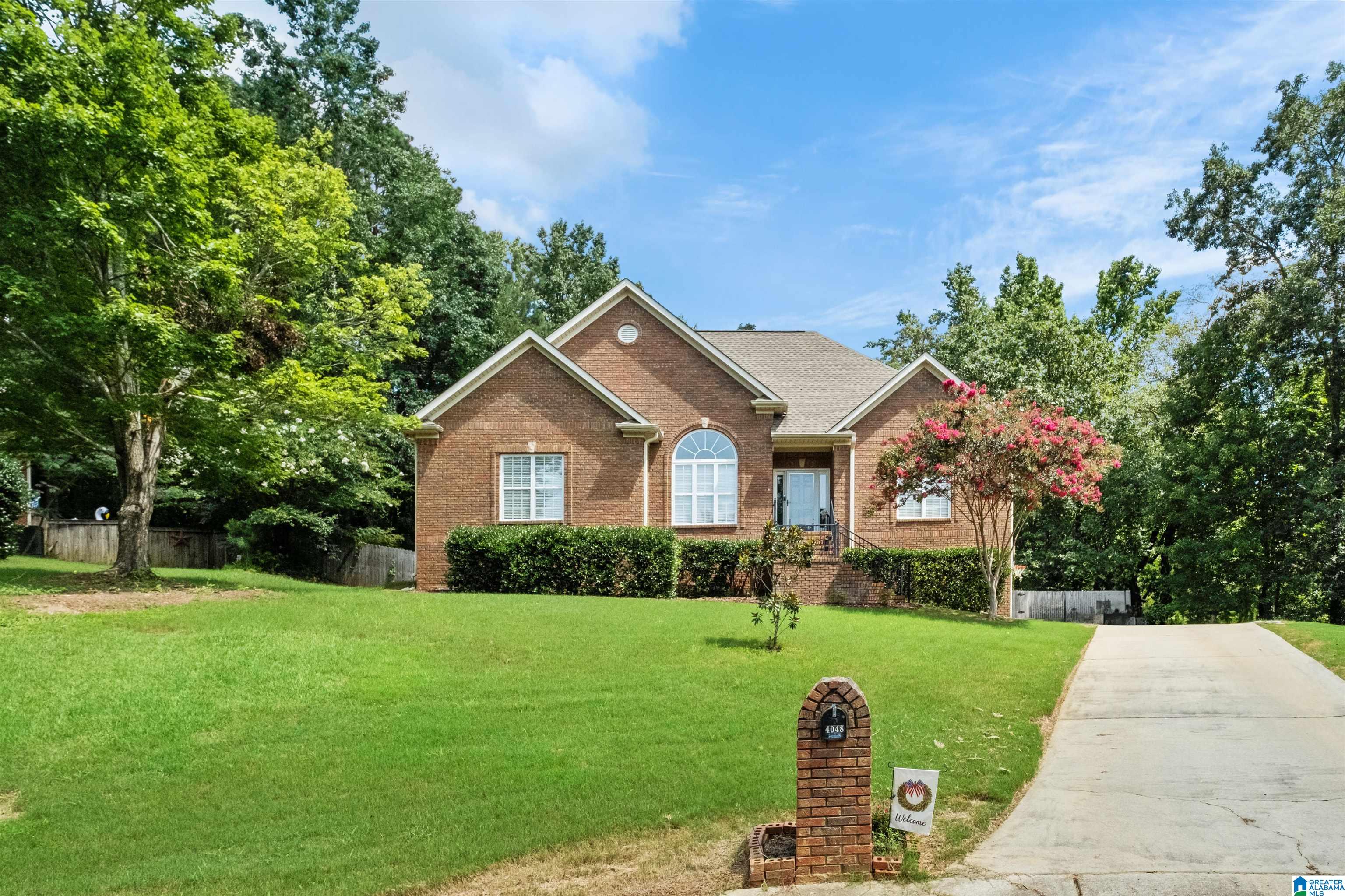 4048 Laurel Ridge Trail Trussville, AL 35173 - Photo 2 of 41