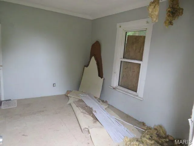 $16,000 | 731 Mildred Avenue, East St. Louis, IL 62206