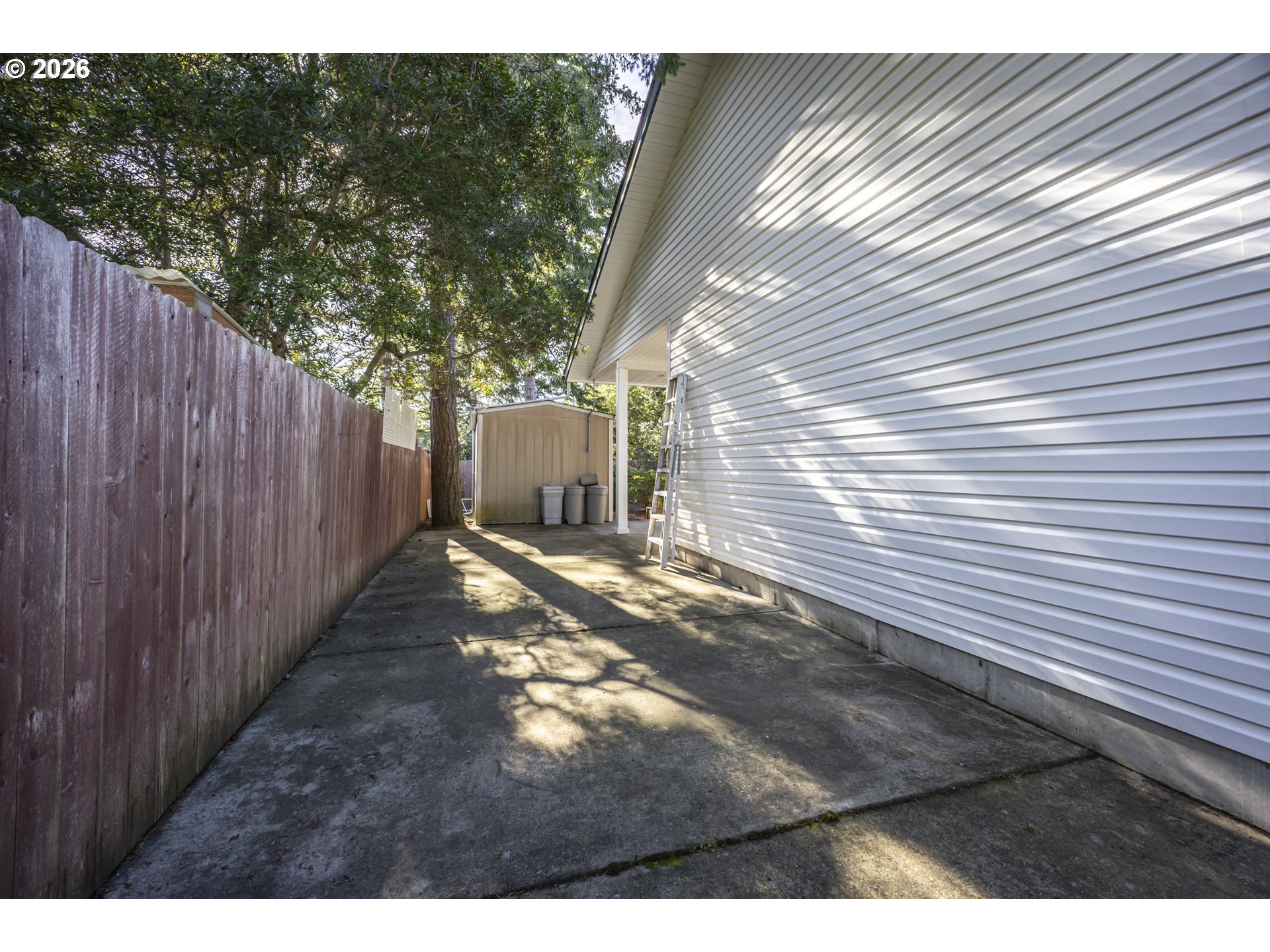 2284 21st Street Florence, OR 97439 - Photo 40 of 45