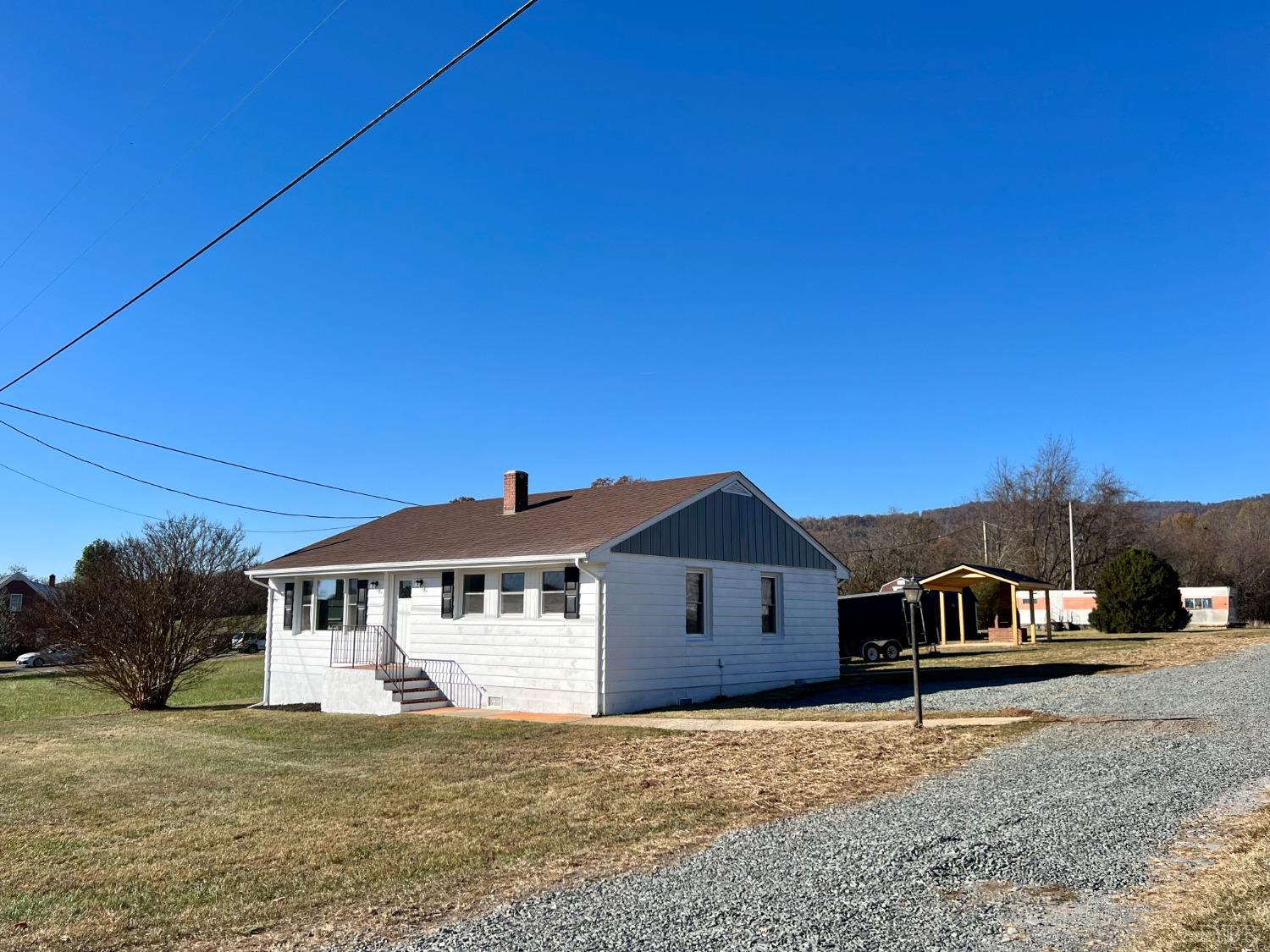 2178 Cedar Gate Road Madison Heights, VA 24572 - Photo 2 of 31 a front view of a house with a yard