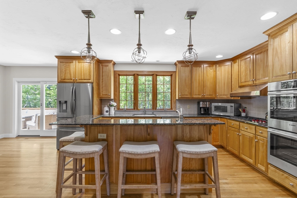160 Quail Run Marshfield, MA 02050 - Photo 14 of 42