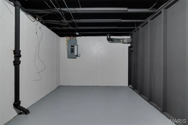 $150,000 | 10541 Castle Drive, St. Louis, MO 63136