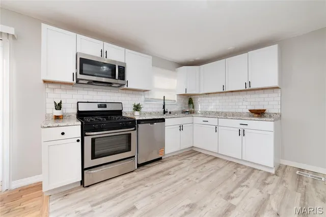 $150,000 | 10541 Castle Drive, St. Louis, MO 63136