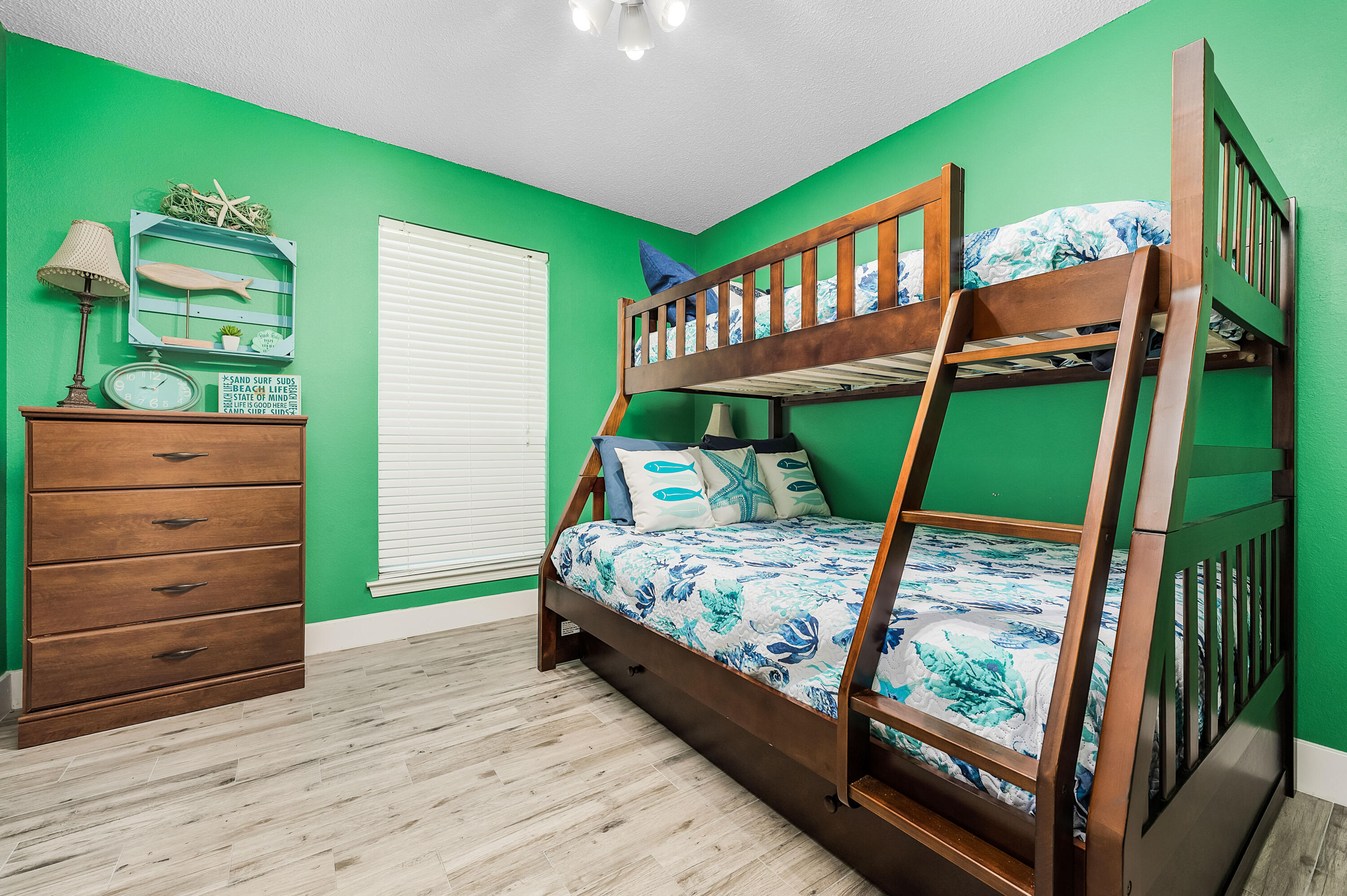 7113 Manatee Street Navarre, FL 32566 - Photo 19 of 20