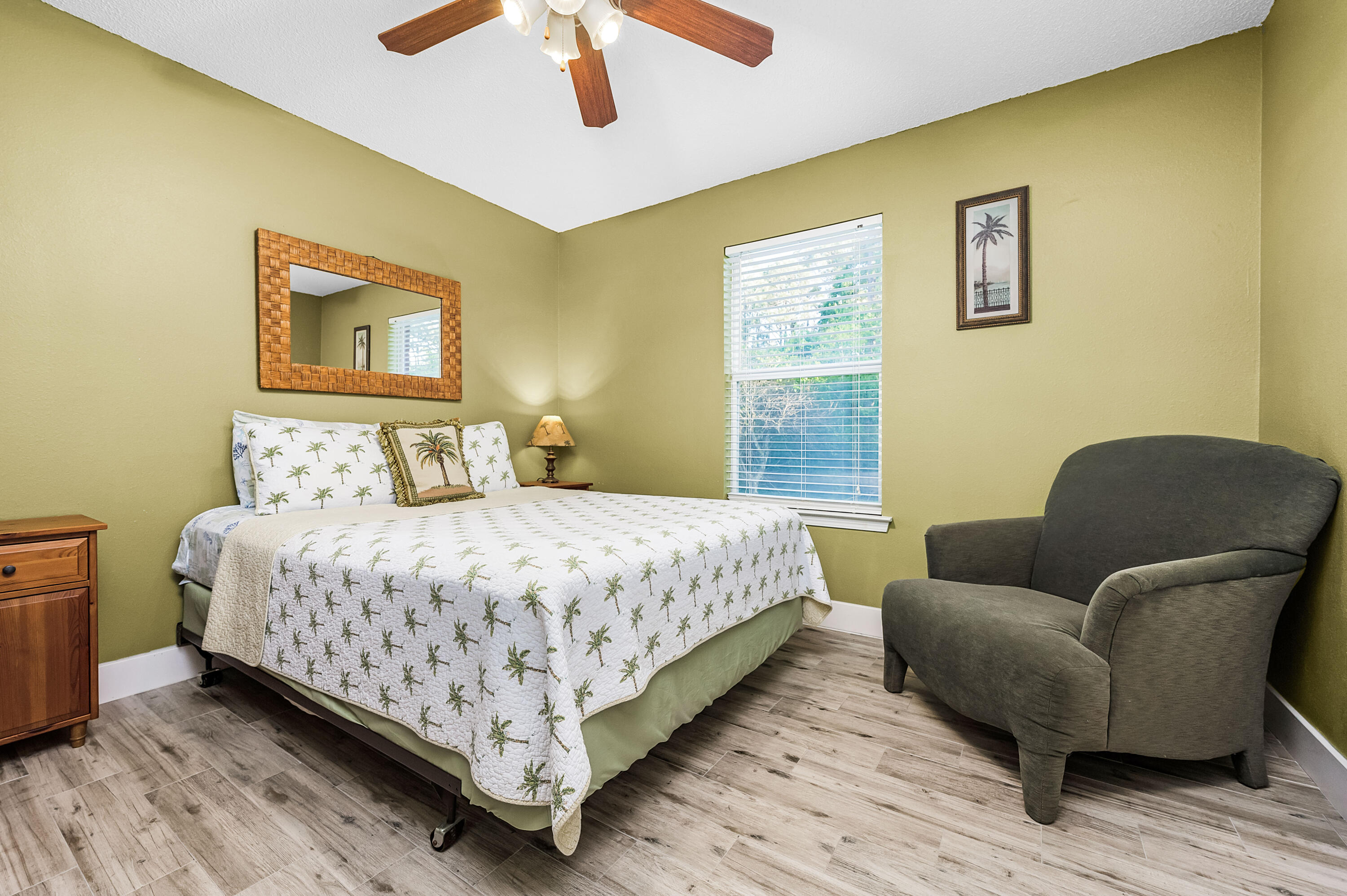 7113 Manatee Street Navarre, FL 32566 - Photo 4 of 20