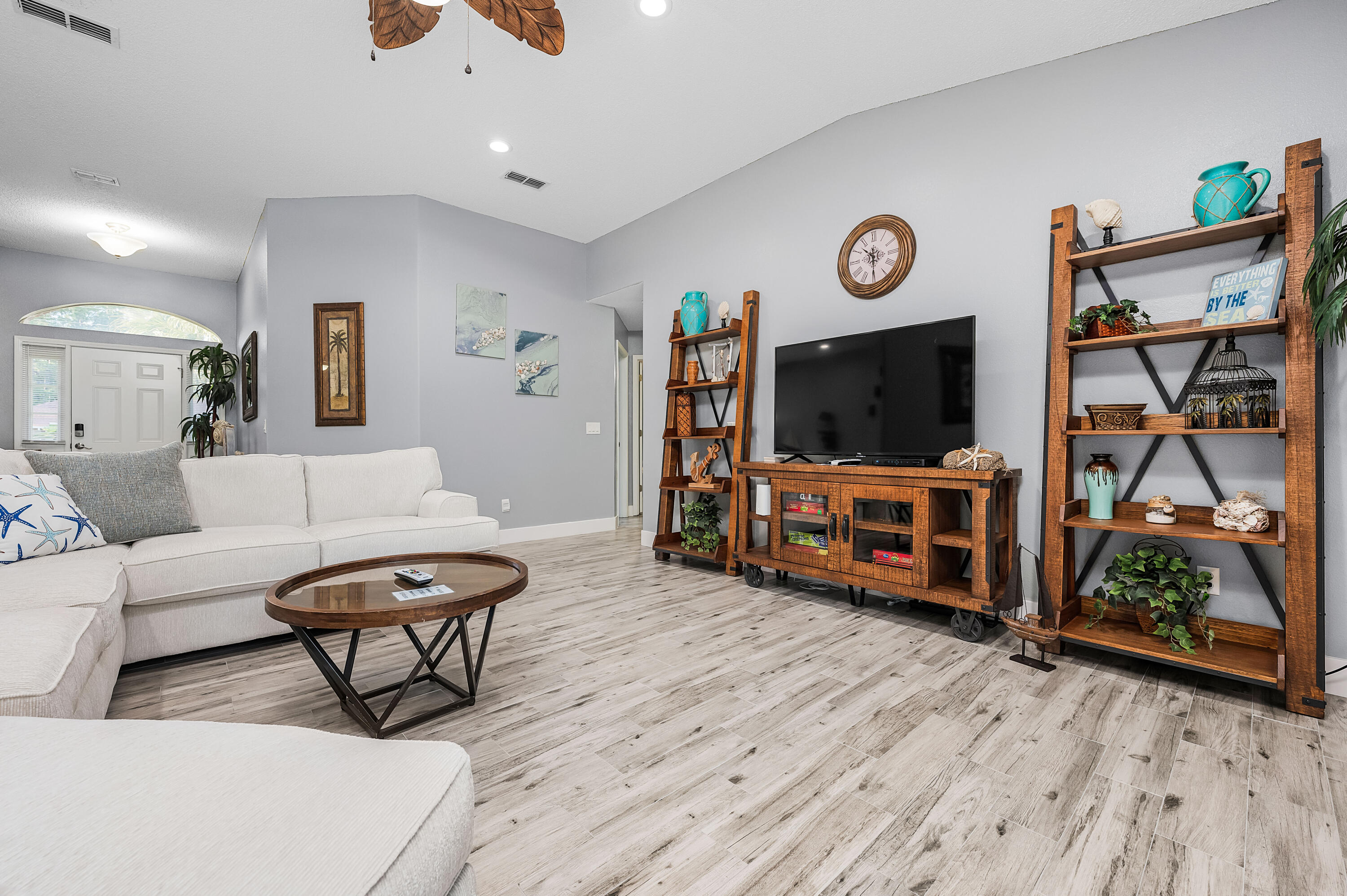 7113 Manatee Street Navarre, FL 32566 - Photo 9 of 20