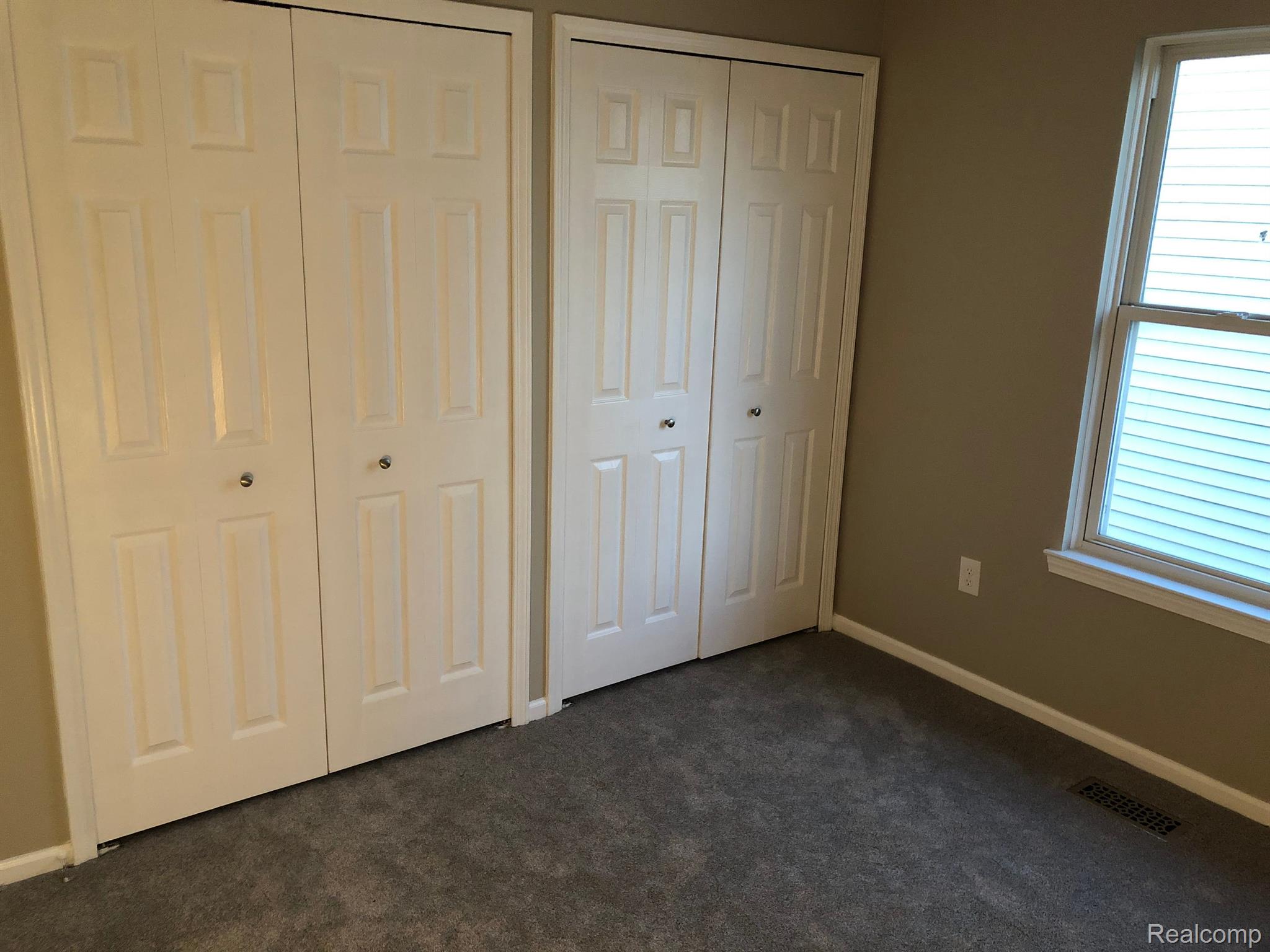 3169 Silverbrook Drive Rochester, MI 48306 - Photo 20 of 25 Gallery Image 20