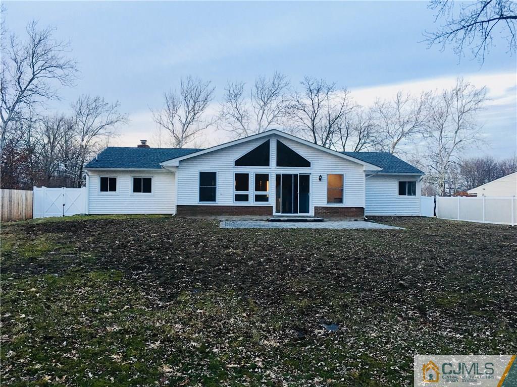 6 Quentin Road Kendall Park, NJ 08824 - Photo 2 of 12 Gallery Image 2